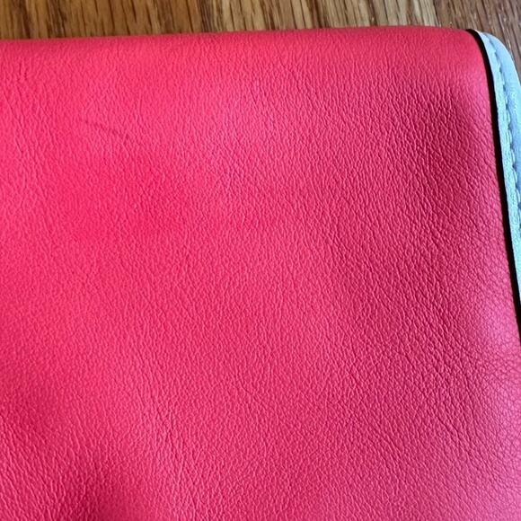 Coach Archive Legacy Two Tone Utility Clutch Bright Coral Snow - Picture 6 of 11